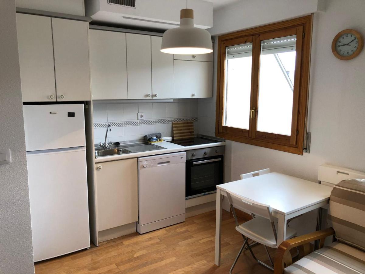 Apartamento Alameda Jaca Exterior foto